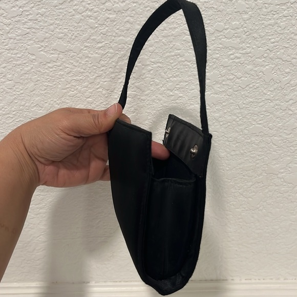 Cute black satin handbag - Picture 3 of 5